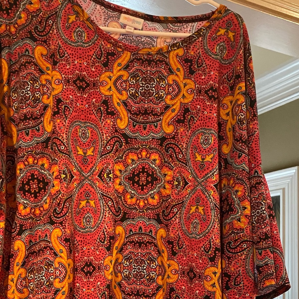 LulaRoe Irma tunic